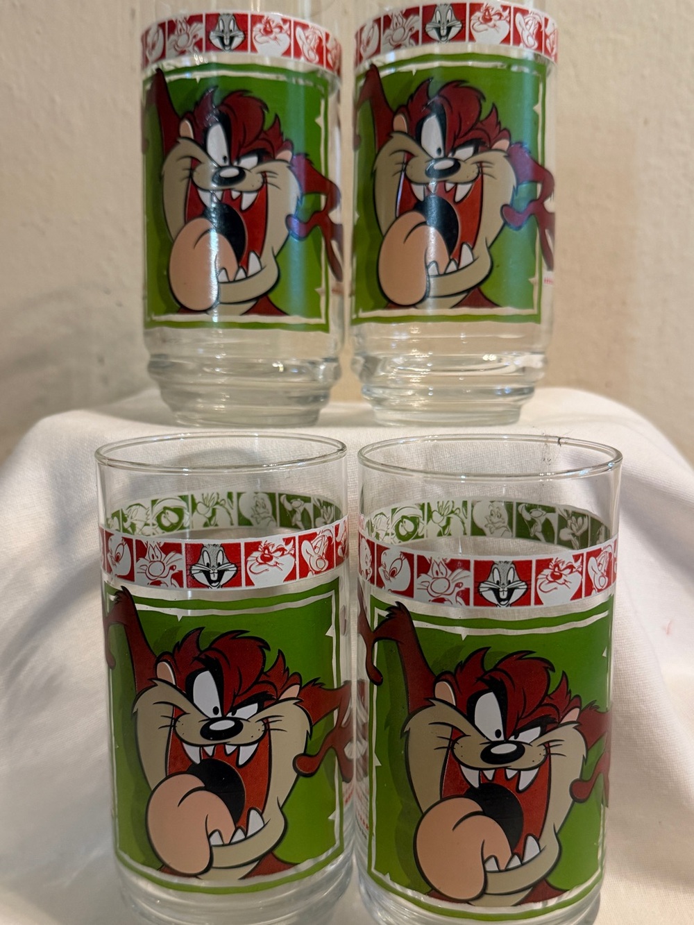 1999 Warner Bros. Taz Cartoon Drinking Glasses